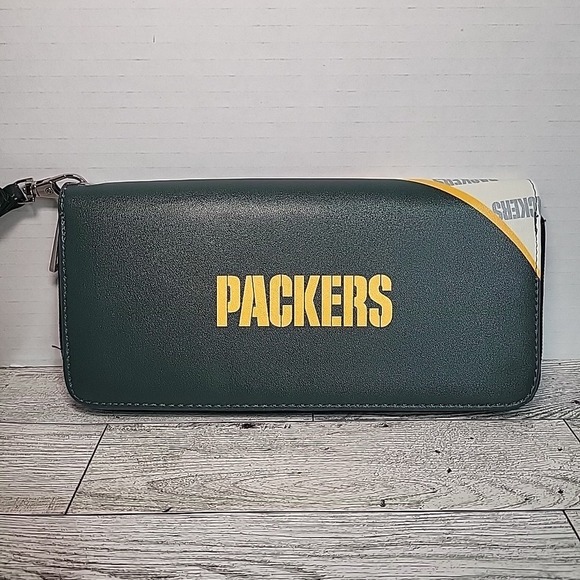 Green Bay Packers Wristlet Wallet Organizer NFL Curve Zip Removable Clip - Picture 2 of 6